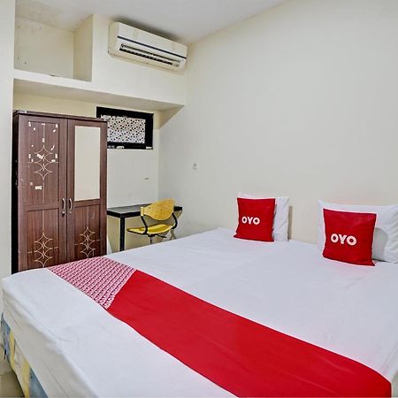 Oyo 93112 Garden Homestay 3 Merlion 泗水 外观 照片