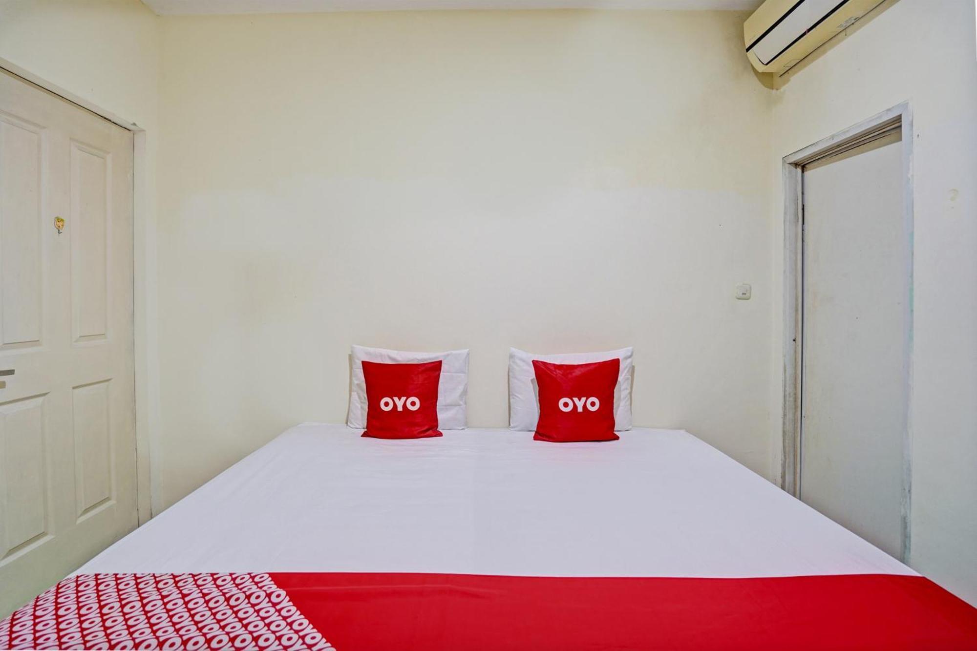Oyo 93112 Garden Homestay 3 Merlion 泗水 外观 照片