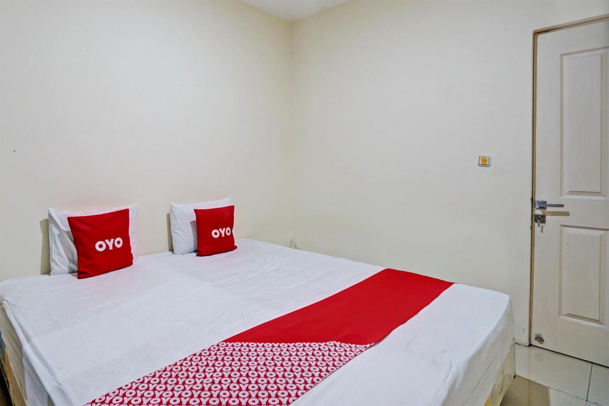 Oyo 93112 Garden Homestay 3 Merlion 泗水 外观 照片
